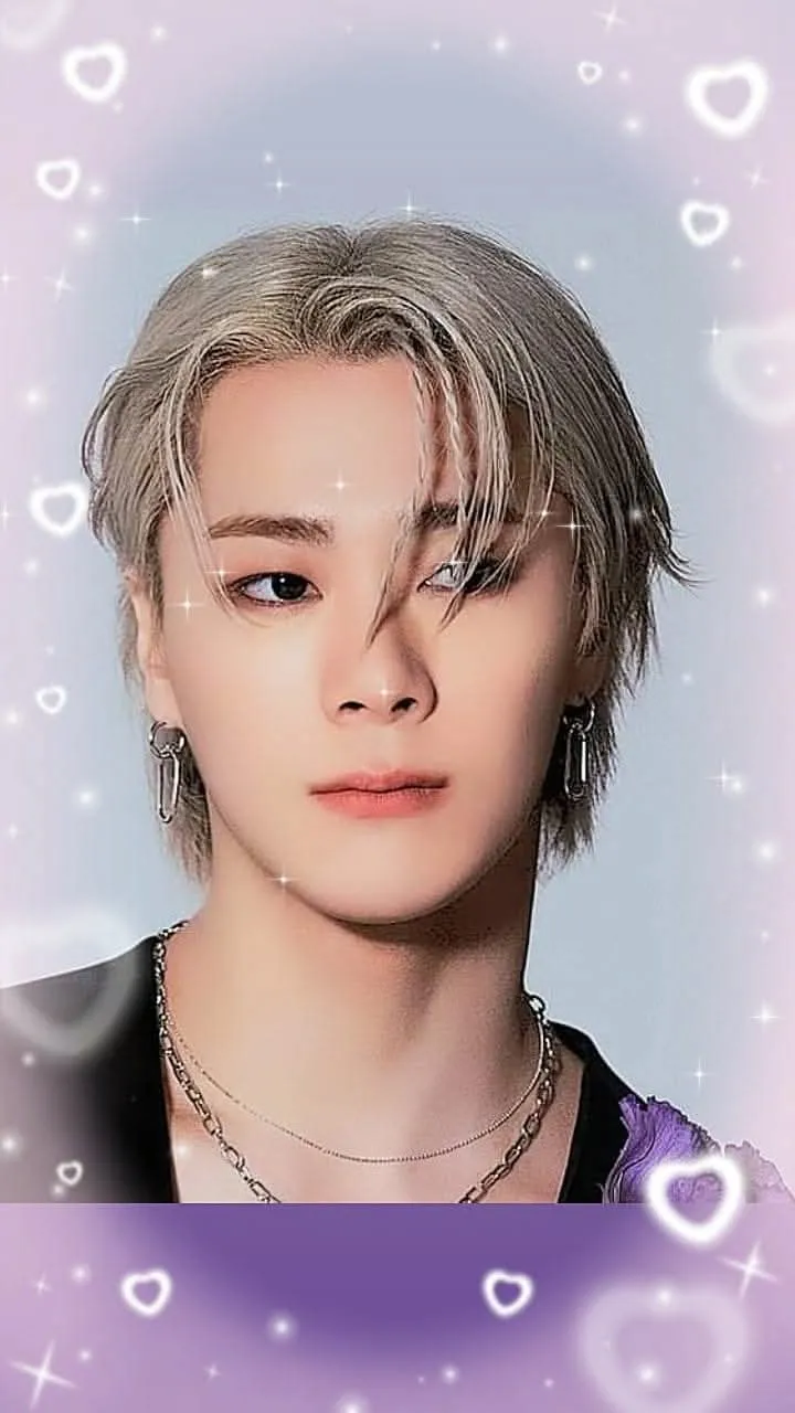 A moment captured by Moonbin (ASTRO)'s fan