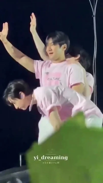 Latest photo of Leeteuk (Super Junior)