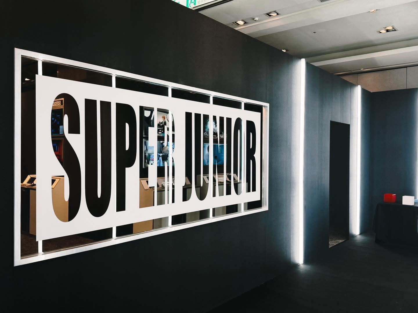 슈퍼주니어의 비하인드 컷