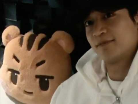Recent activity shot of Minho (SHINee)