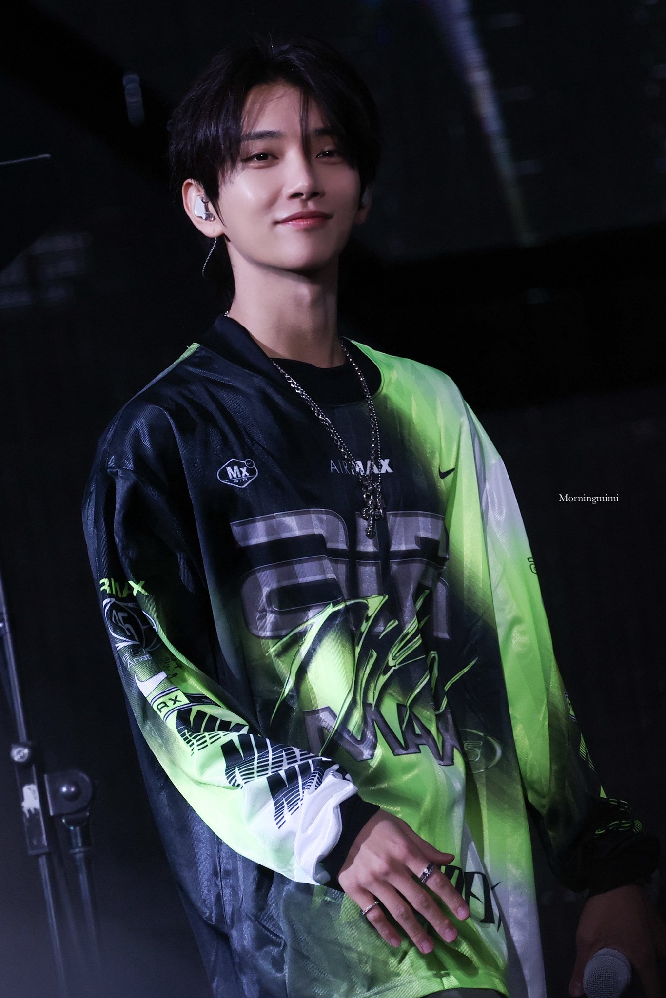 Foto aktivitas terbaru Joshua (SEVENTEEN)