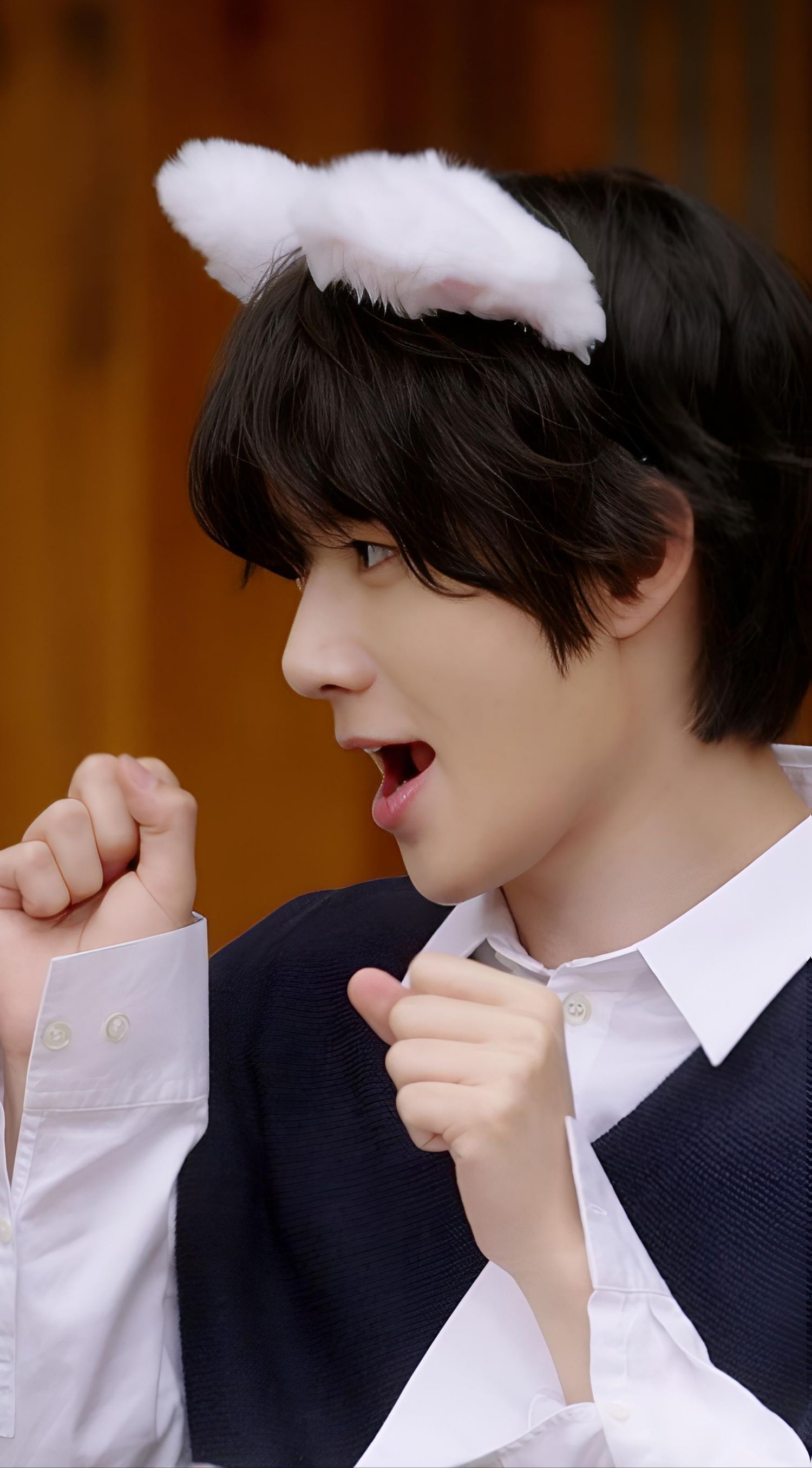 Latest photo of Beomgyu (TOMORROW X TOGETHER)