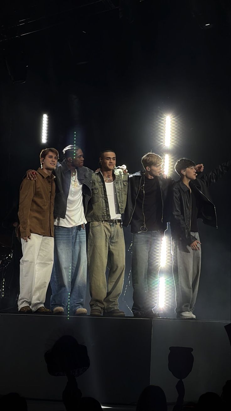 The most beloved wallpaper among SANTOS BRAVOS's fans