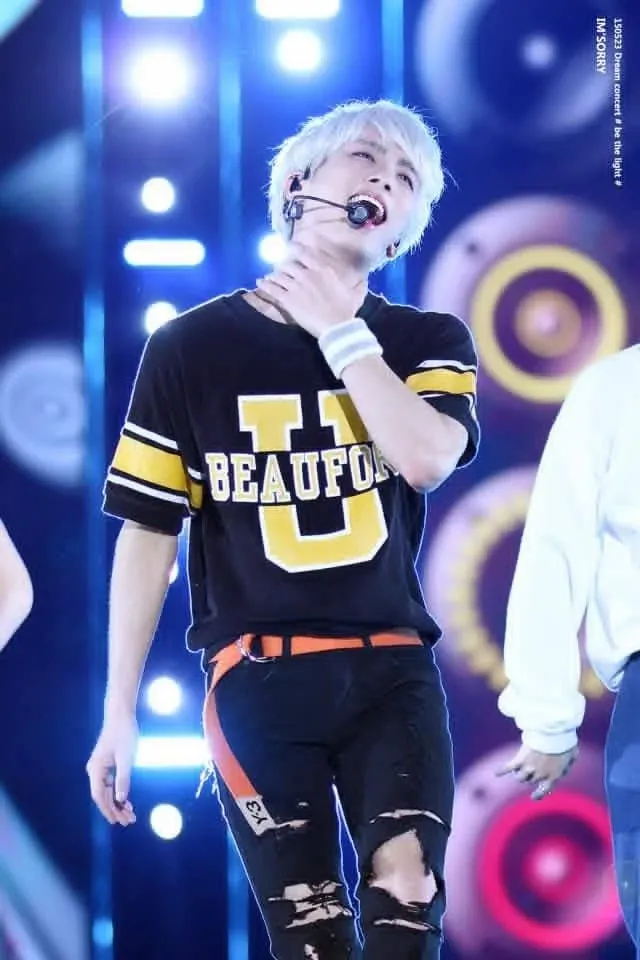 Recent activity shot of Jonghyun (SHINee)