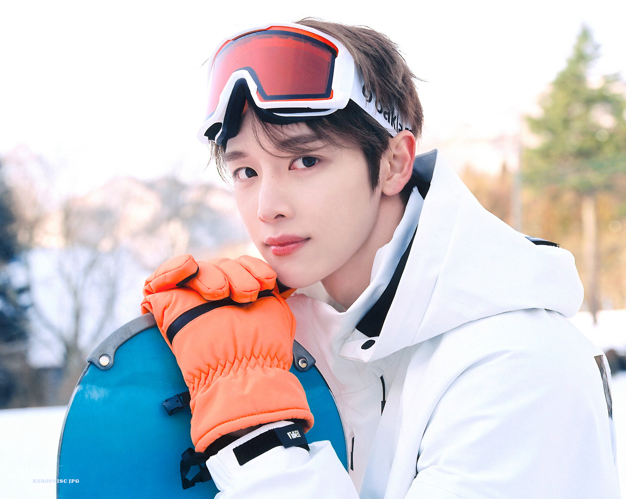 Latest photo of Sungchan (RIIZE)