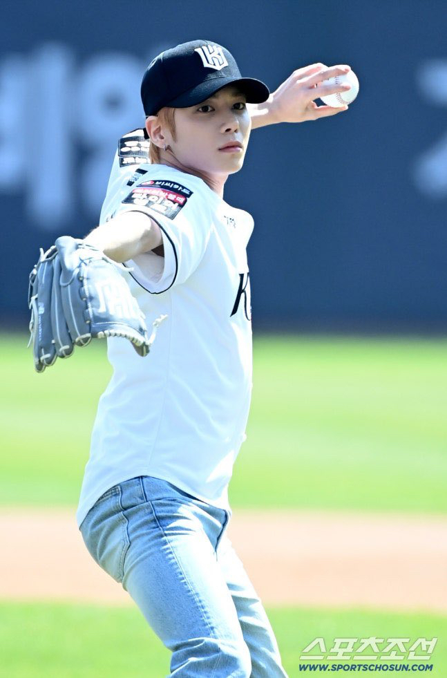 太顯 (TOMORROW X TOGETHER)的最新照片