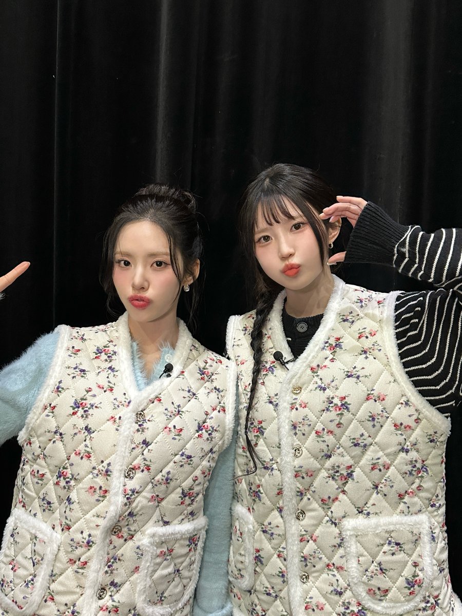 Behind-the-scenes cut of fromis (9)