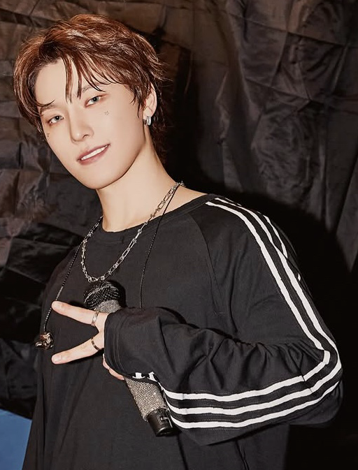 Behind-the-scenes cut of Dino (SEVENTEEN)
