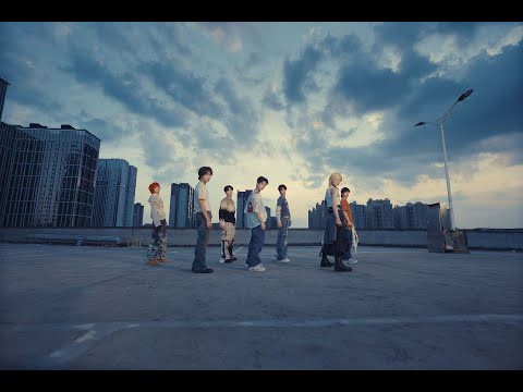 Behind-the-scenes cut of NexT1DE