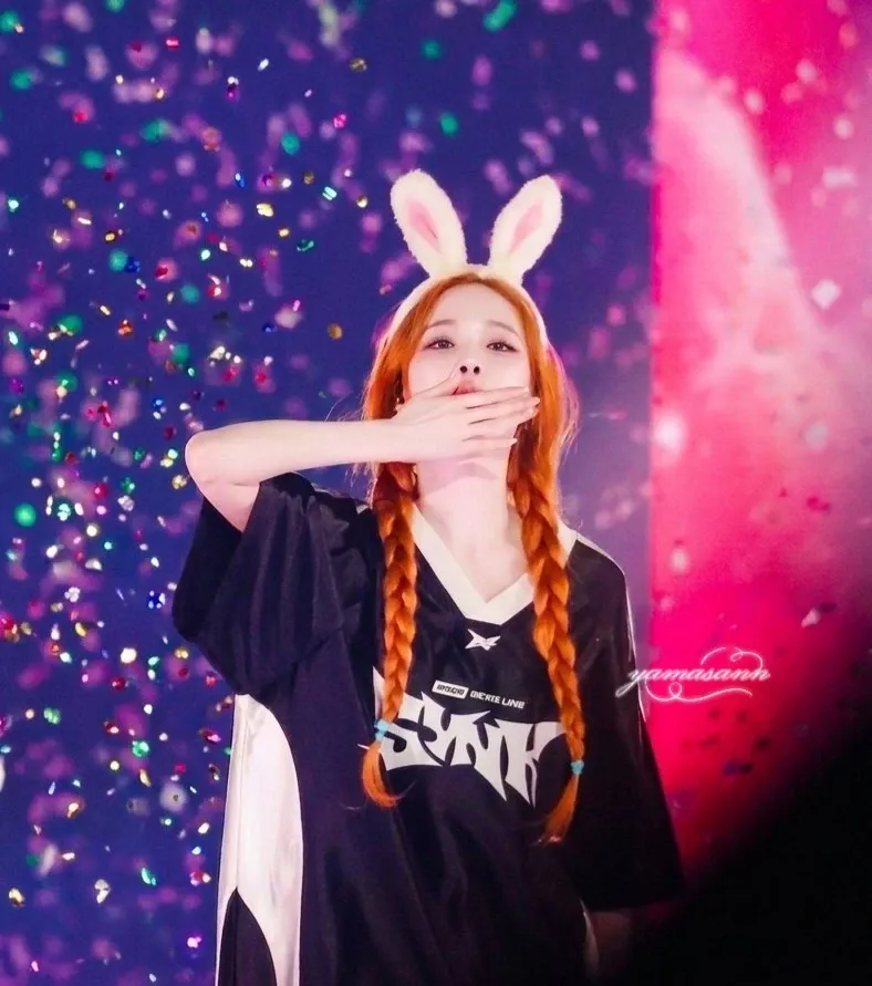 윈터 (에스파) 최근 활동샷