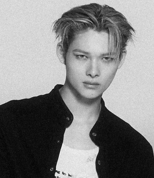 Potret di balik layar NI-KI (ENHYPEN)