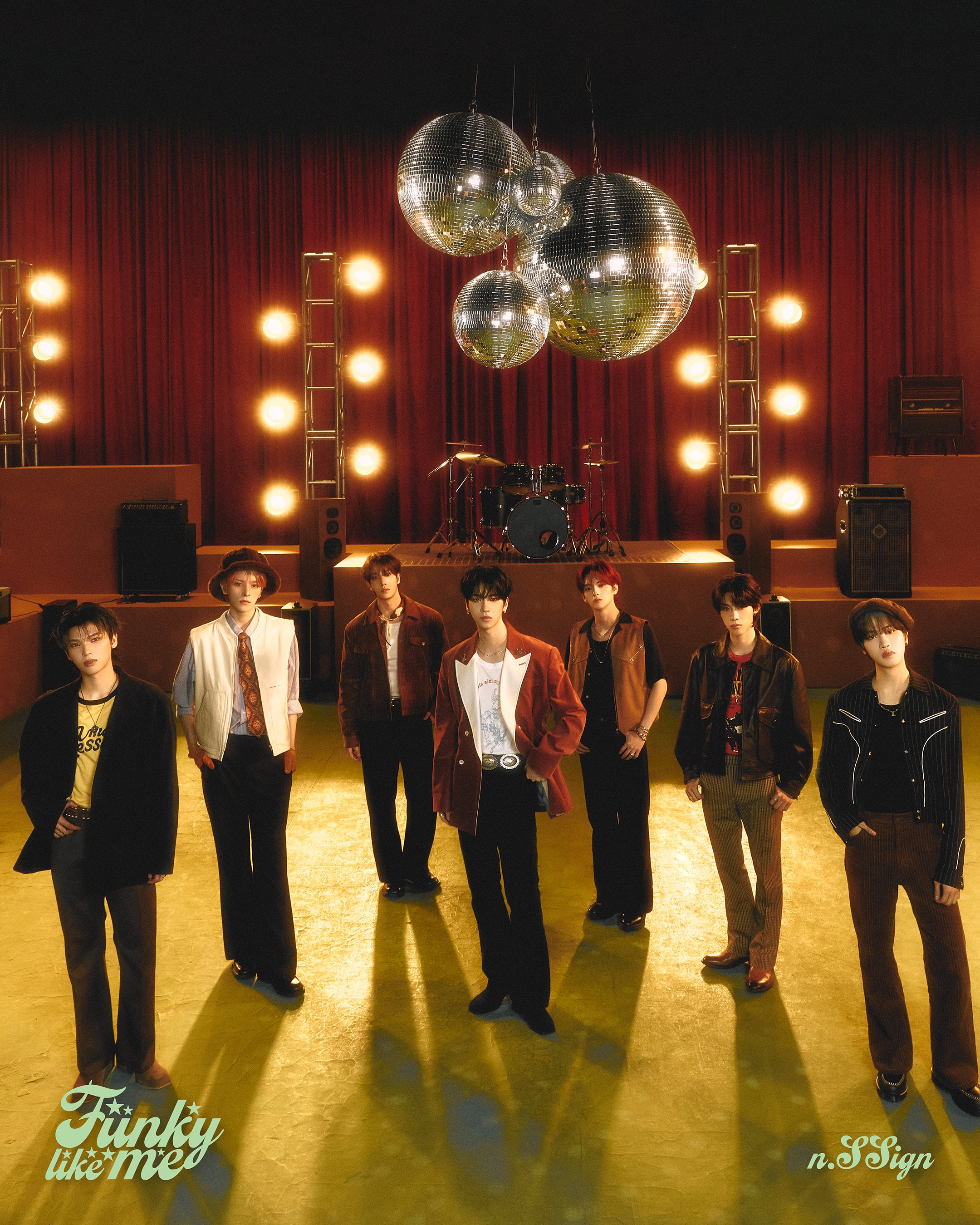 Behind-the-scenes cut of Huiwon (n.SSign)