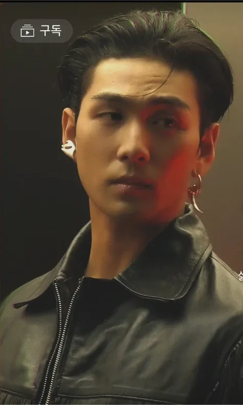 Foto aktivitas terbaru Baekho