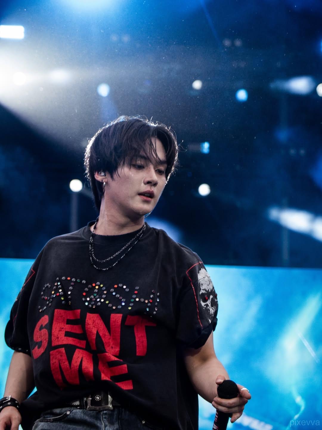 Must-see popular post of 리노 (Stray Kids), your favorite