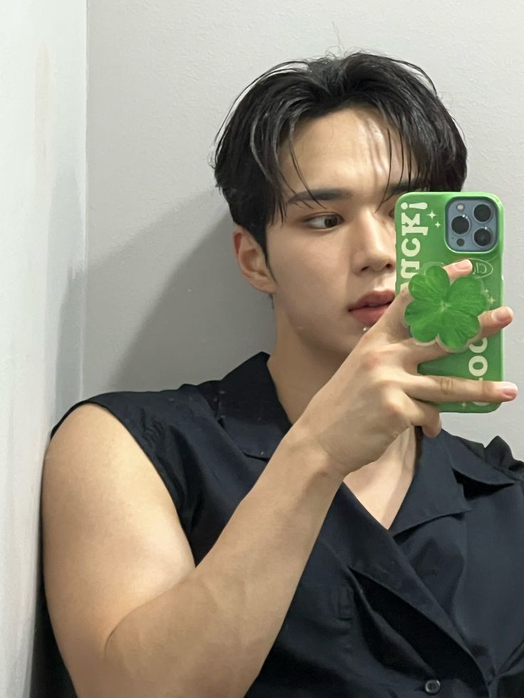 Recent activity shot of Kim Junseo (ALPHA DRIVE ONE)