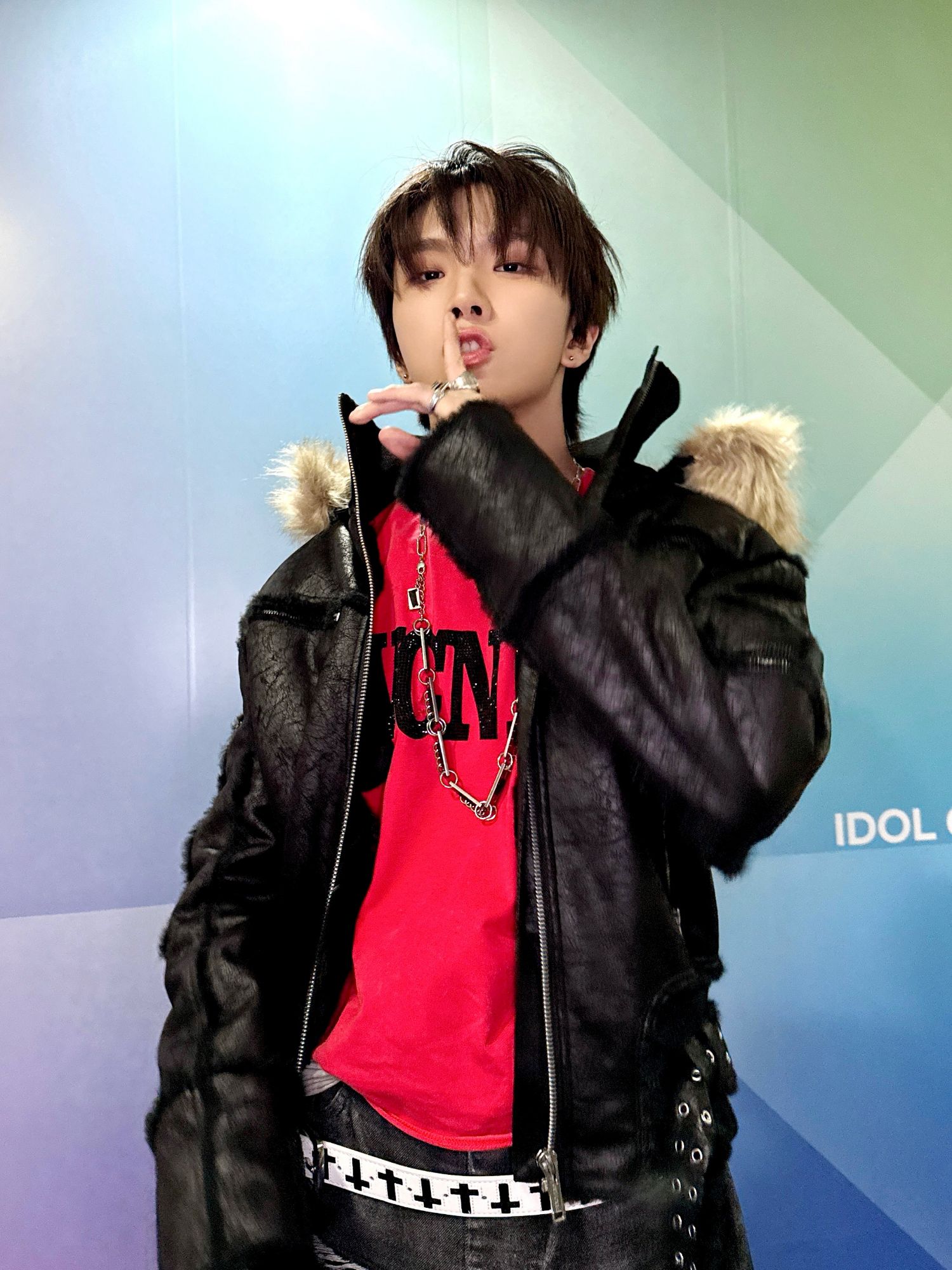 Momen yang diabadikan oleh penggemar Woonhak (BOYNEXTDOOR)