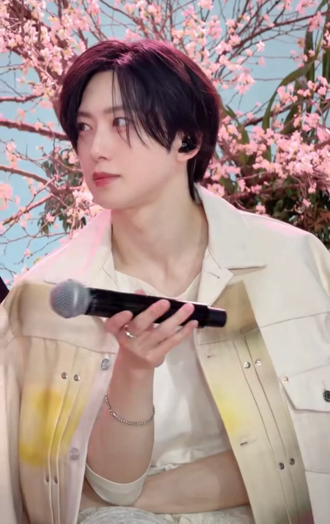 Behind-the-scenes cut of Fuma (&TEAM)