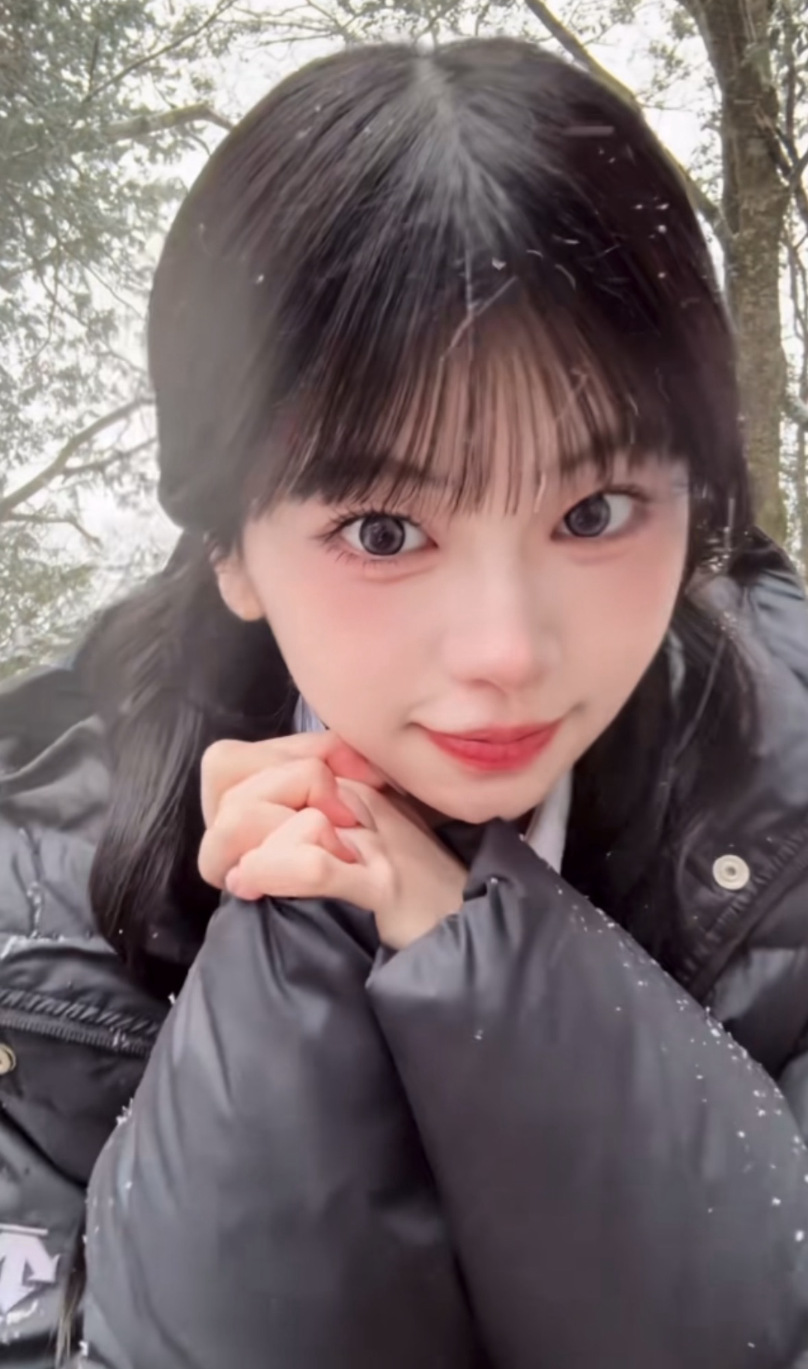 Fan-made special wallpaper for Murakami Rinon (ME:I)