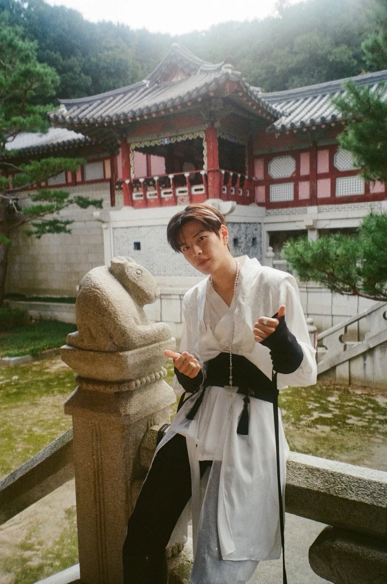 Behind-the-scenes cut of Seungmin (Stray Kids)