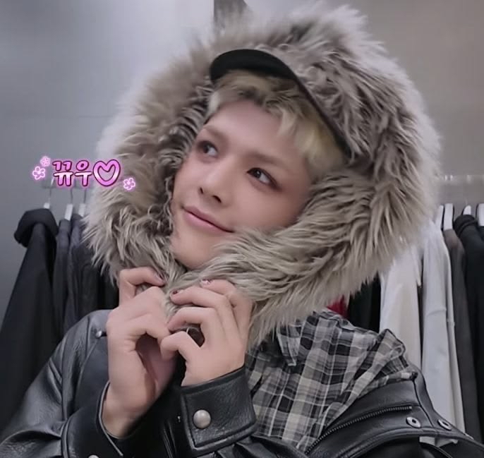 A moment captured by Maki (&TEAM)'s fan