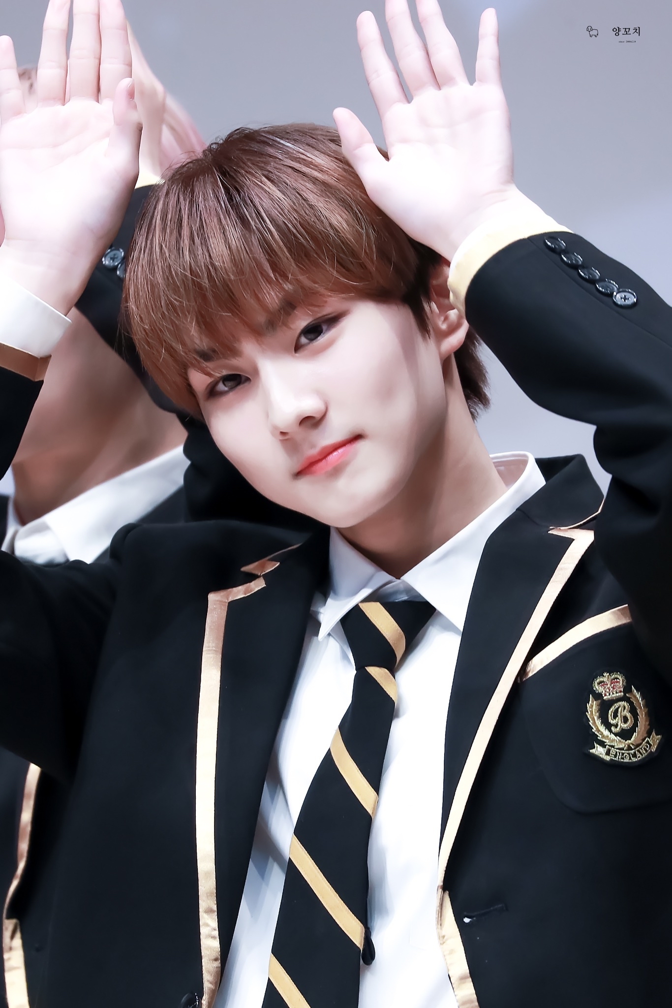 Latest photo of Jungwon (ENHYPEN)