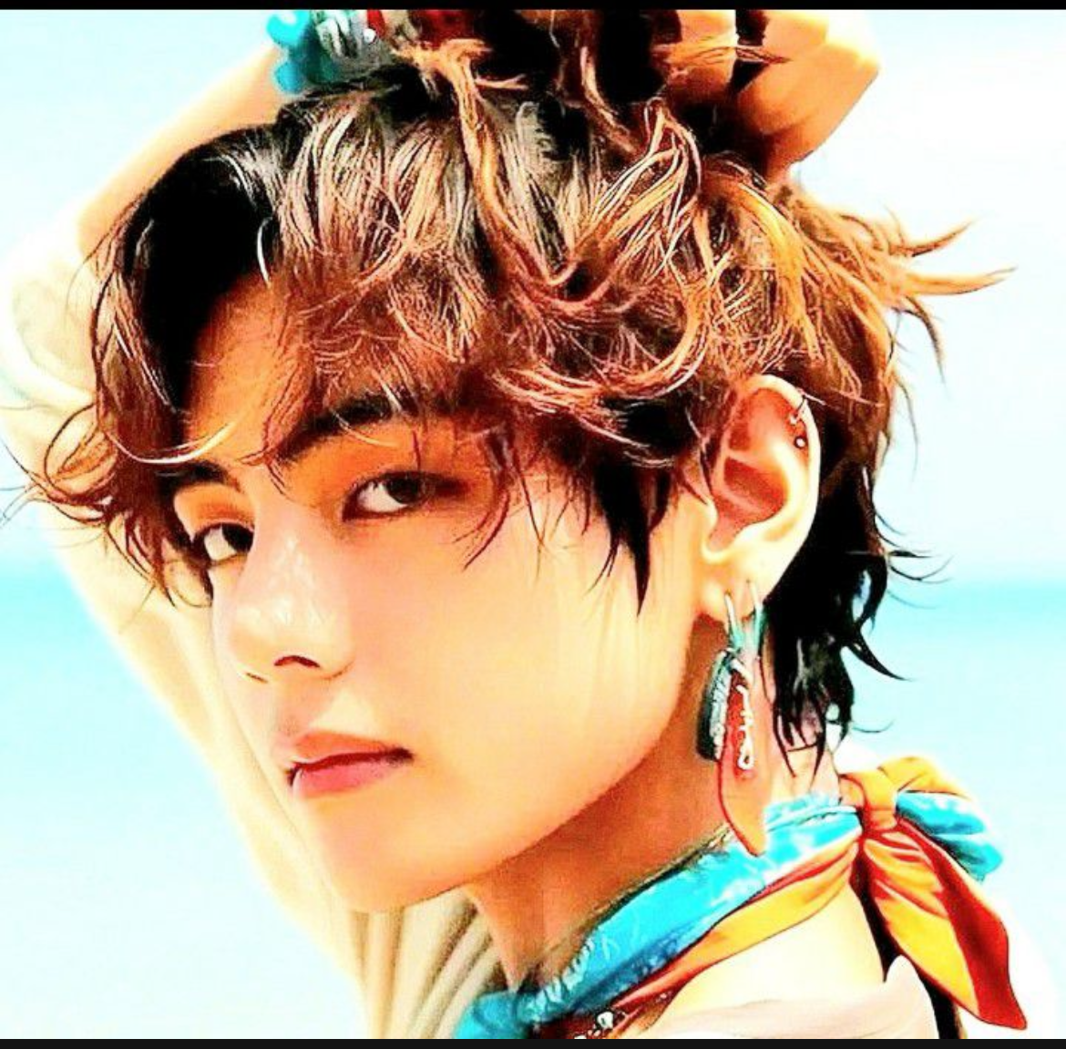 Foto terbaru V (BTS)