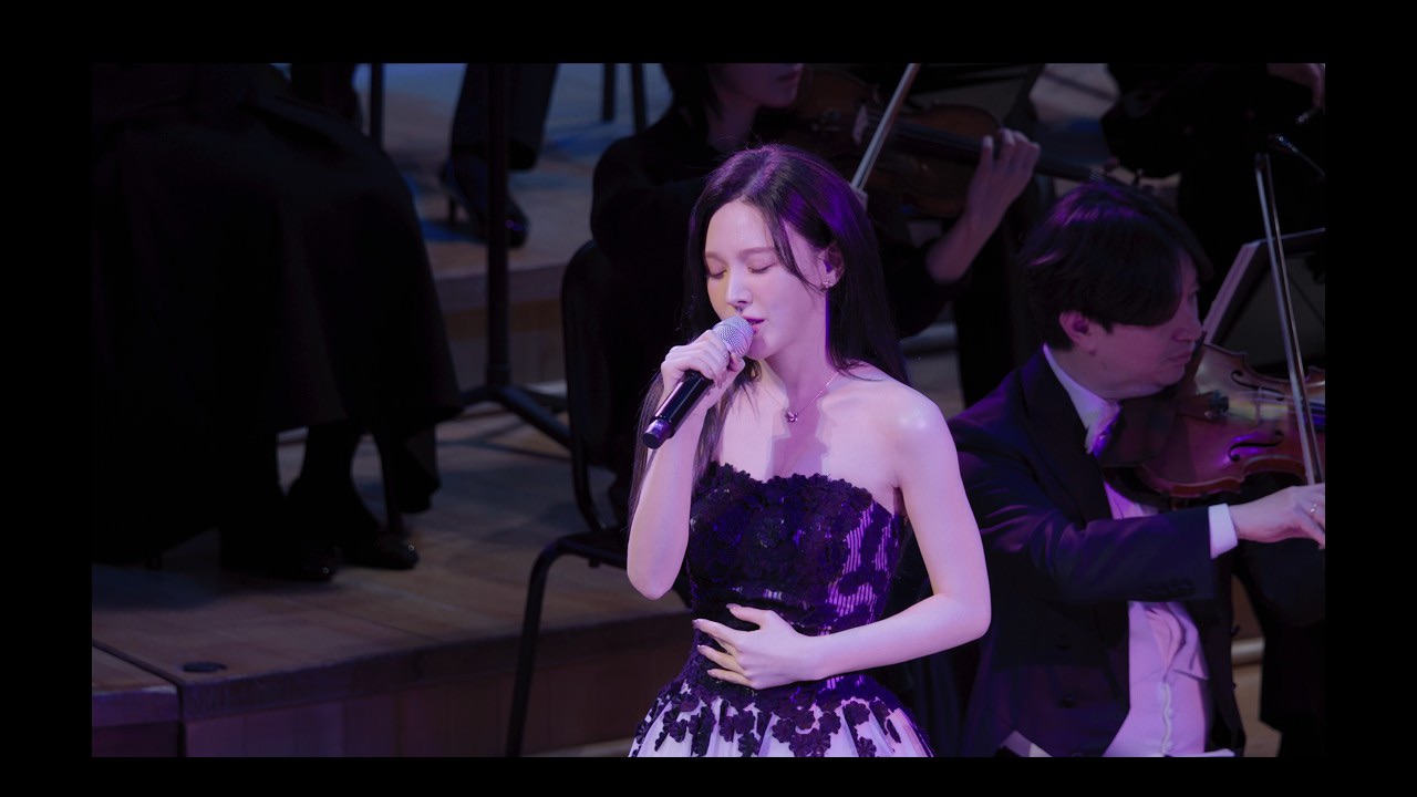 A moment captured by Red Velvet's fan