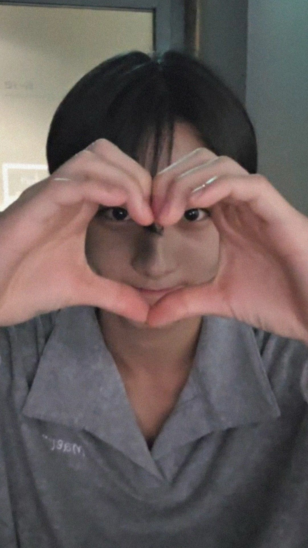 Feed komunitas K-pop terpanas hari ini