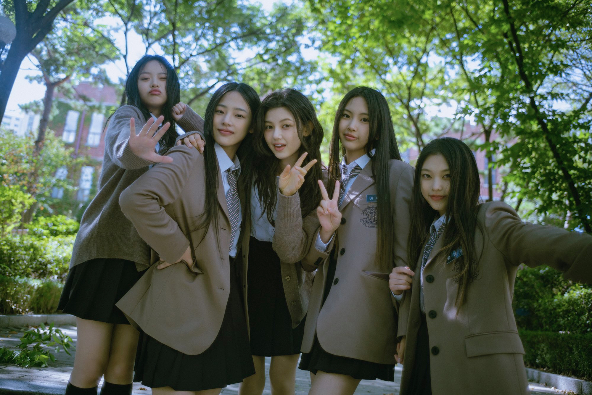 Hot post catching attention from 뉴진스's fandom