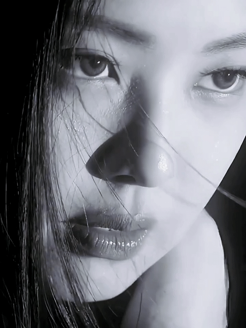 제니 (BLACKPINK)의 비하인드 컷