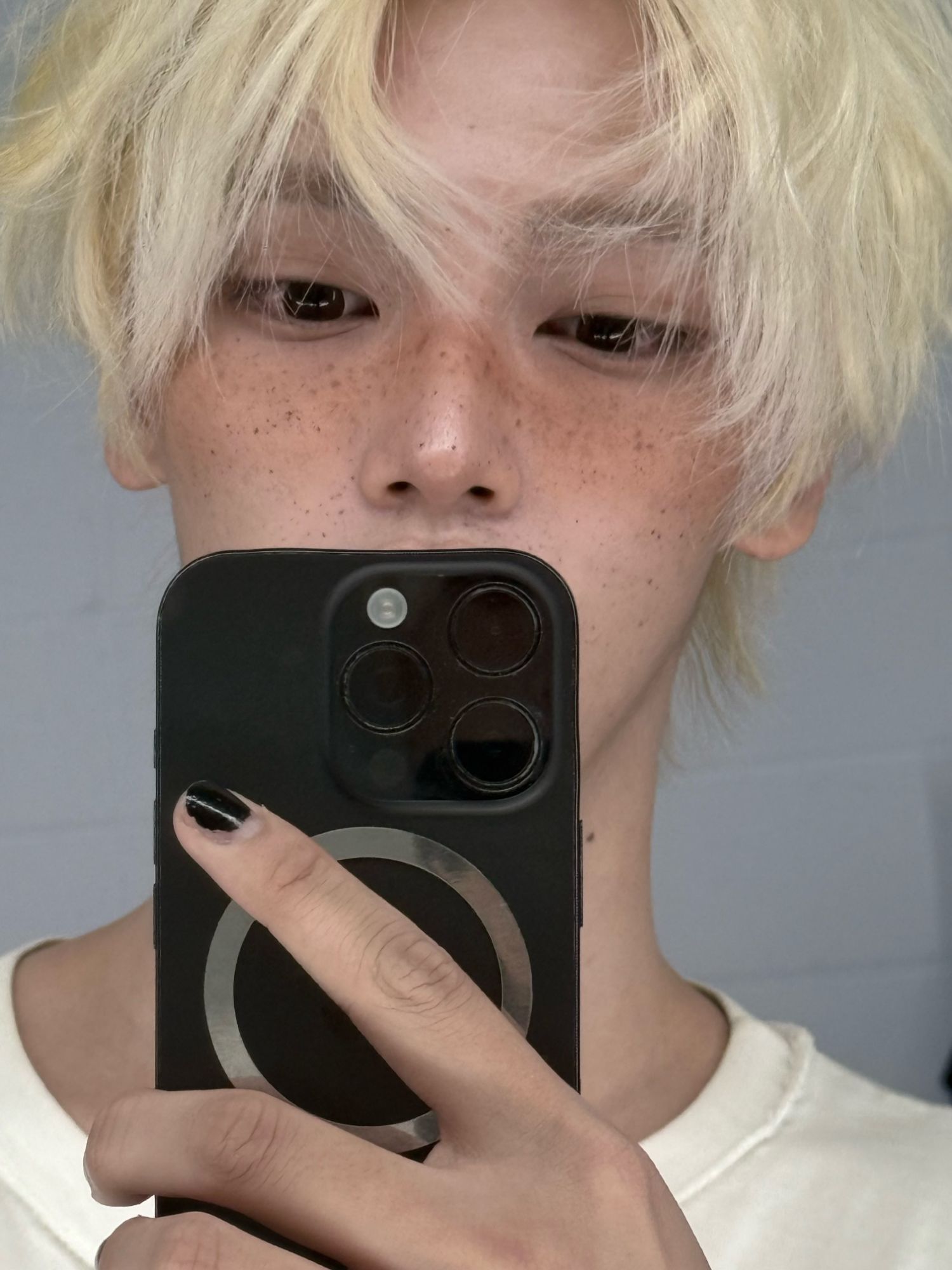 Behind-the-scenes cut of Jang Haneum