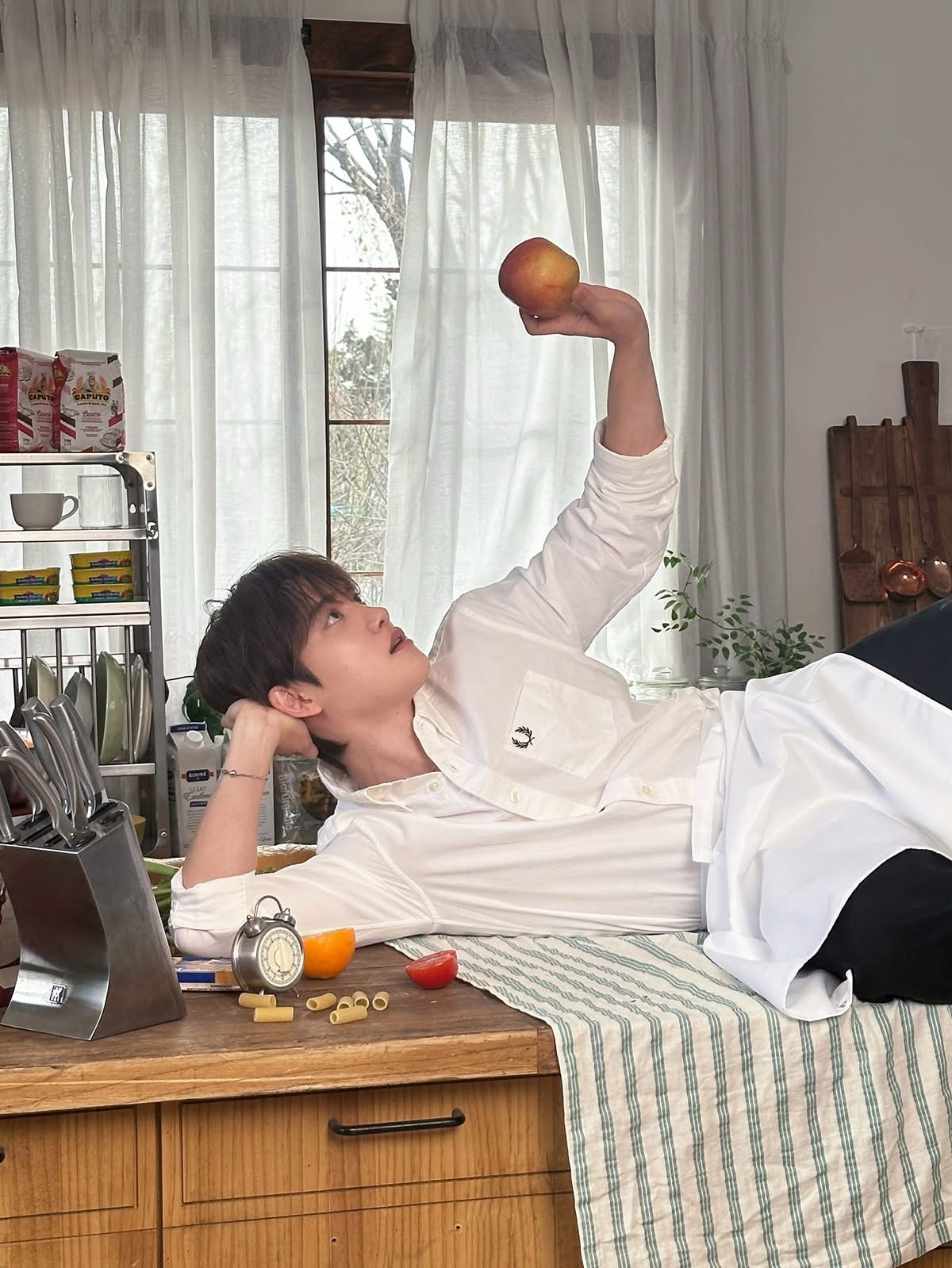 Foto aktivitas terbaru D.O. (EXO)