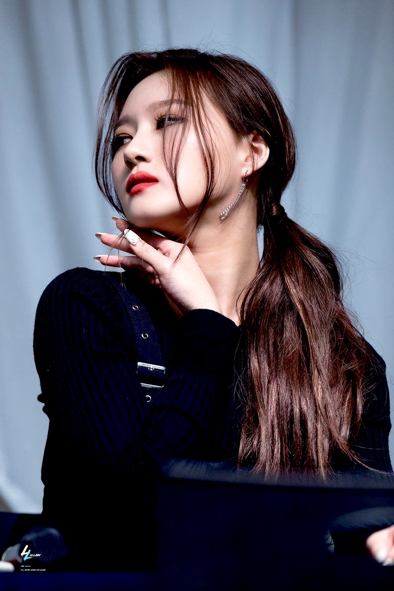 Behind-the-scenes cut of Siyeon (DREAMCATCHER)