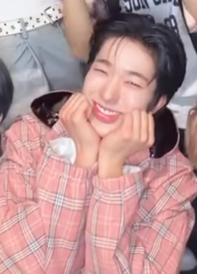 A moment captured by Tomoya (NEXZ)'s fan