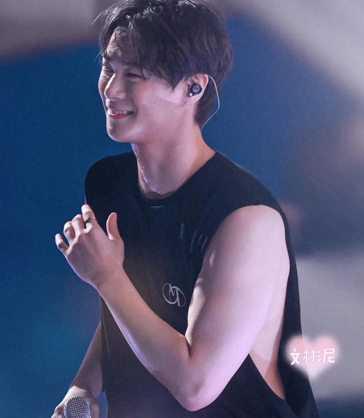 A moment captured by Moonbin (ASTRO)'s fan