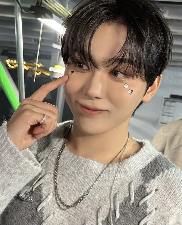 Latest photo of Seungkwan (SEVENTEEN)