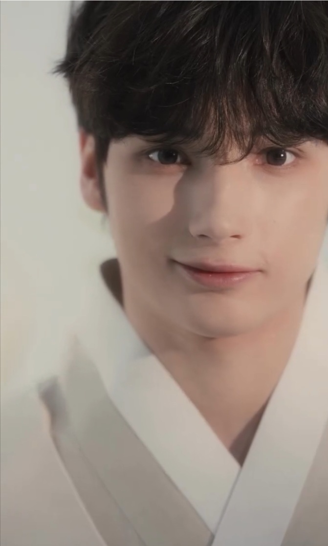 The most beloved wallpaper among HueningKai (TOMORROW X TOGETHER)'s fans