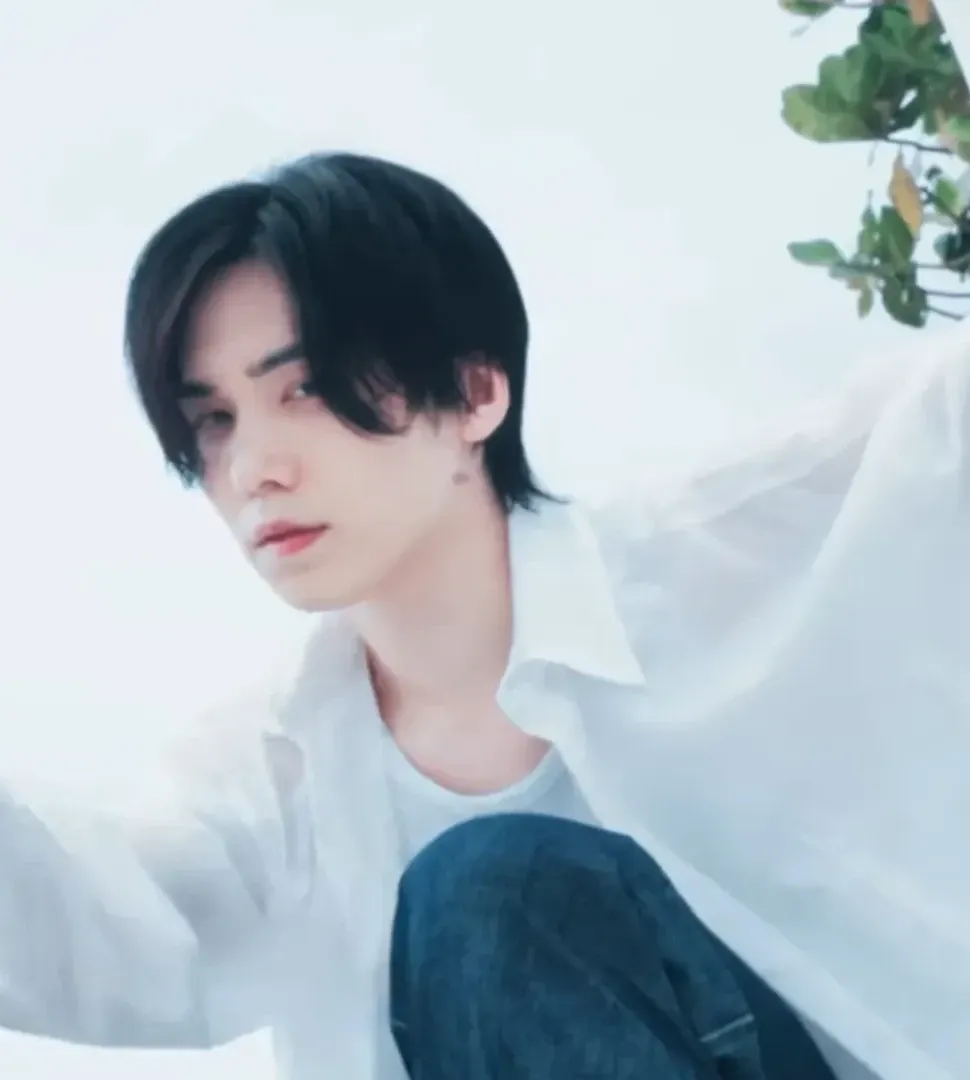 A moment captured by Rocky's fan