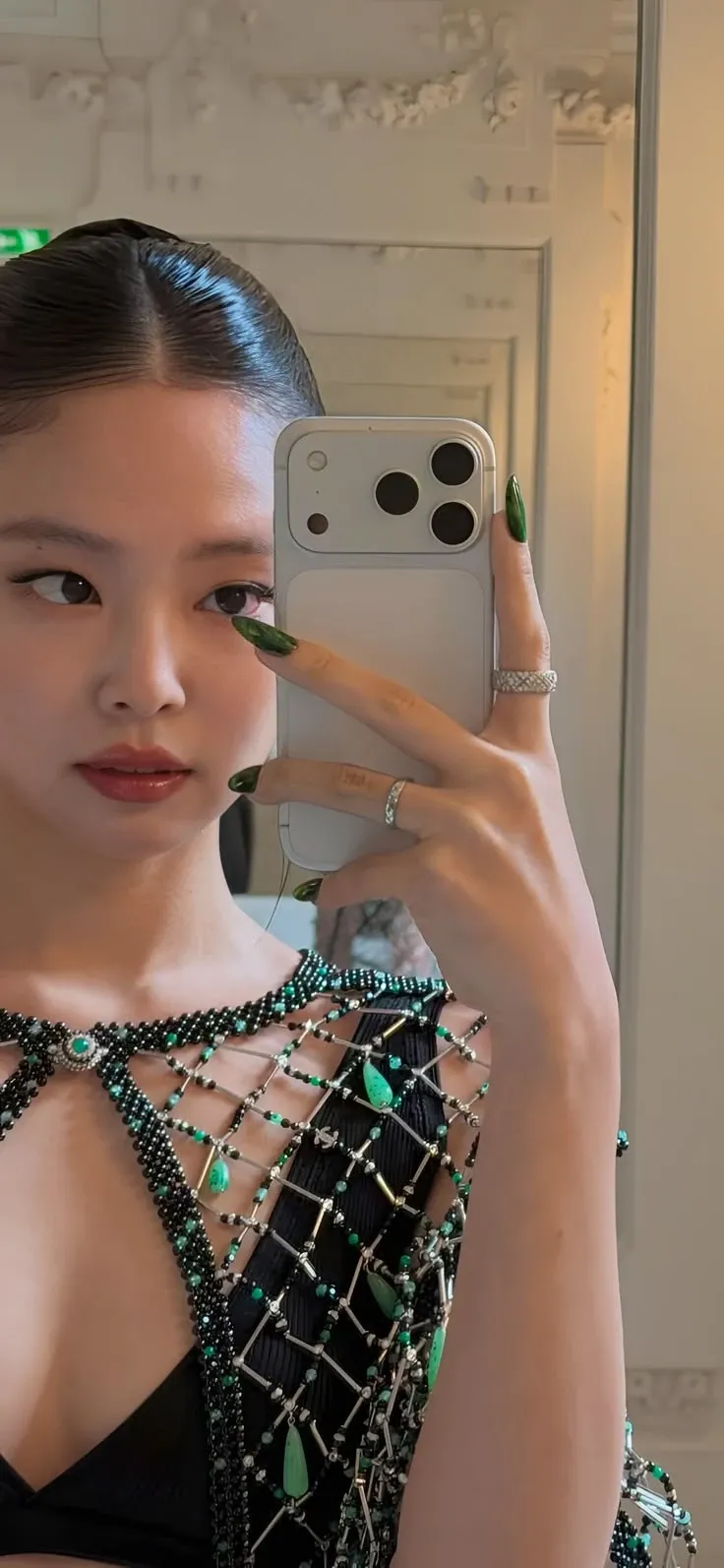 Fandom-recommended wallpaper image of Jennie (BLACKPINK)