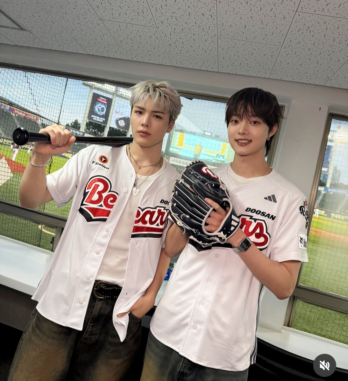 Latest photo of EJ (&TEAM)