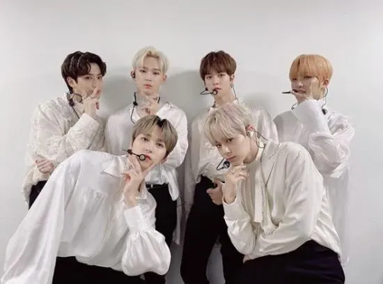 ONEUS的幕后花絮