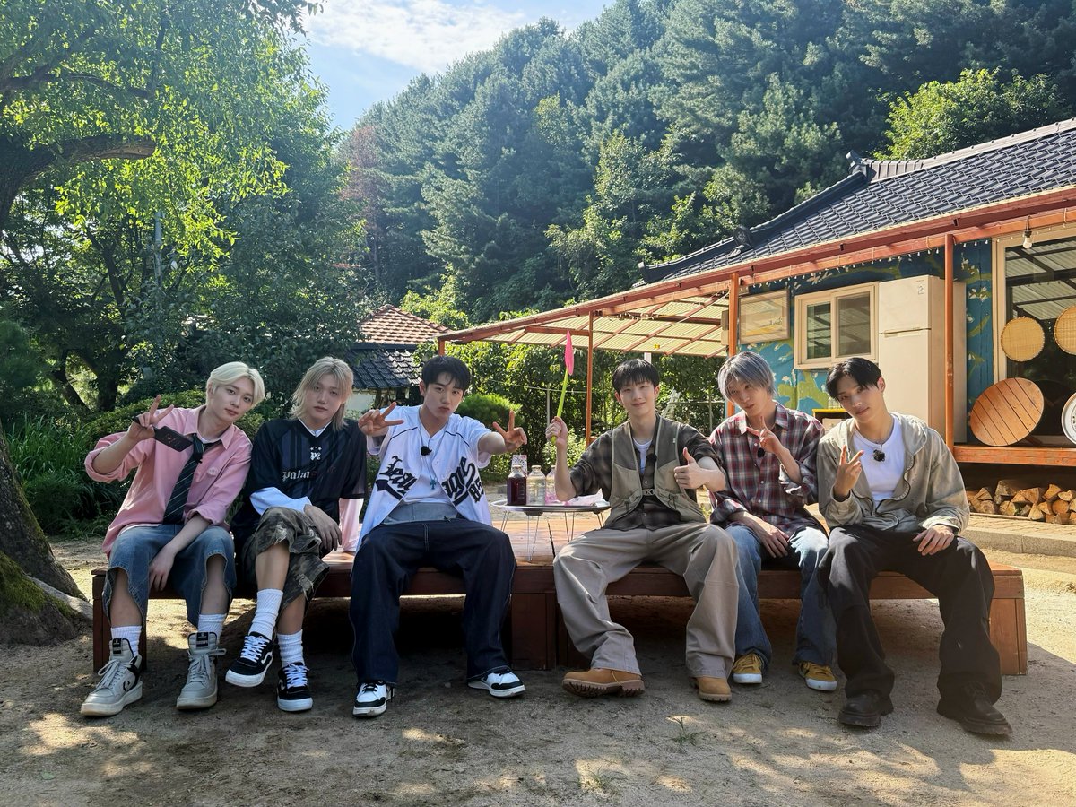 Behind-the-scenes cut of P1Harmony