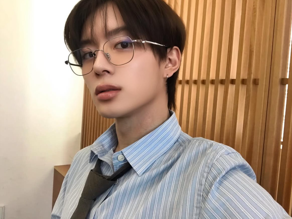 Latest photo of Kangmin (VERIVERY)