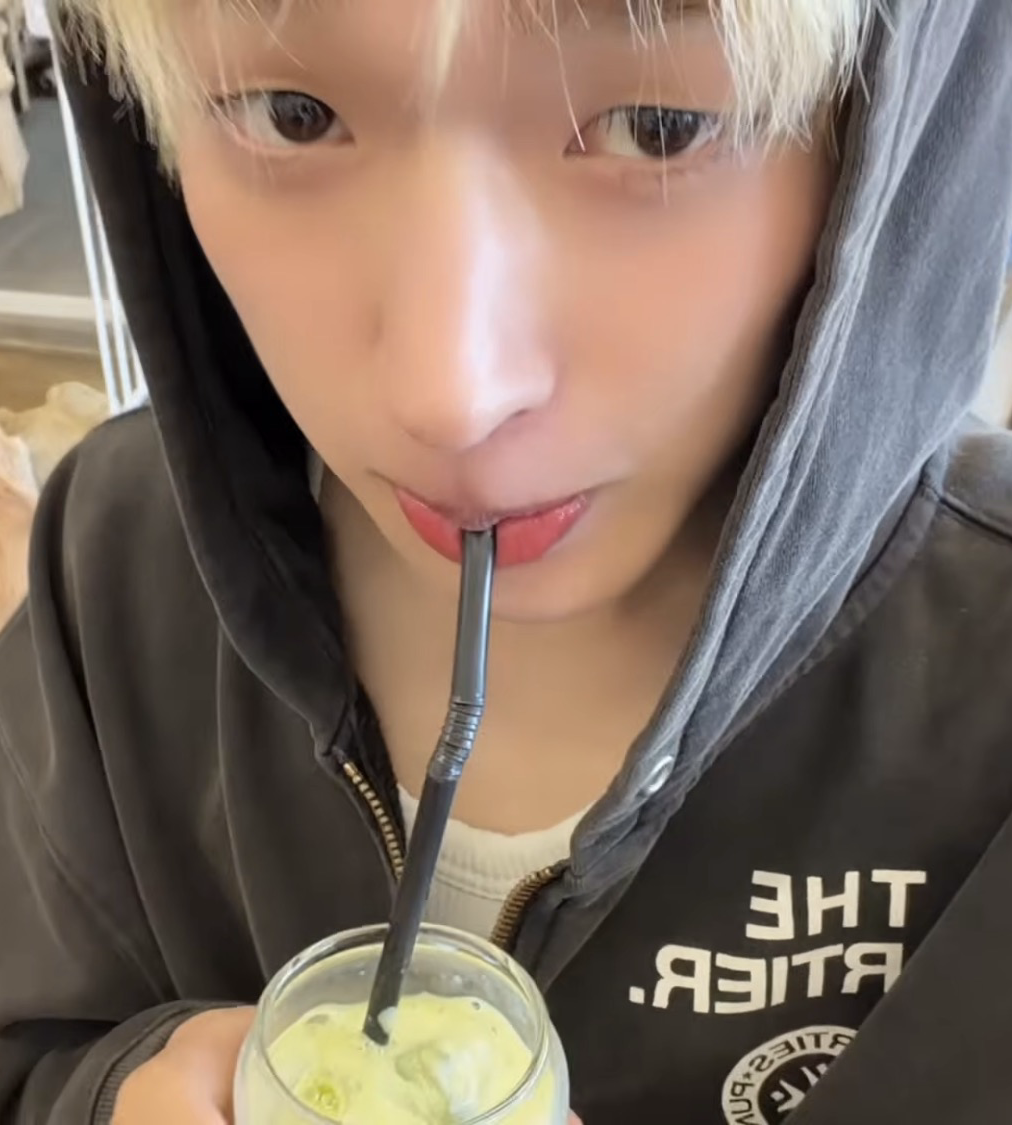 Foto aktivitas terbaru Tomoya (NEXZ)