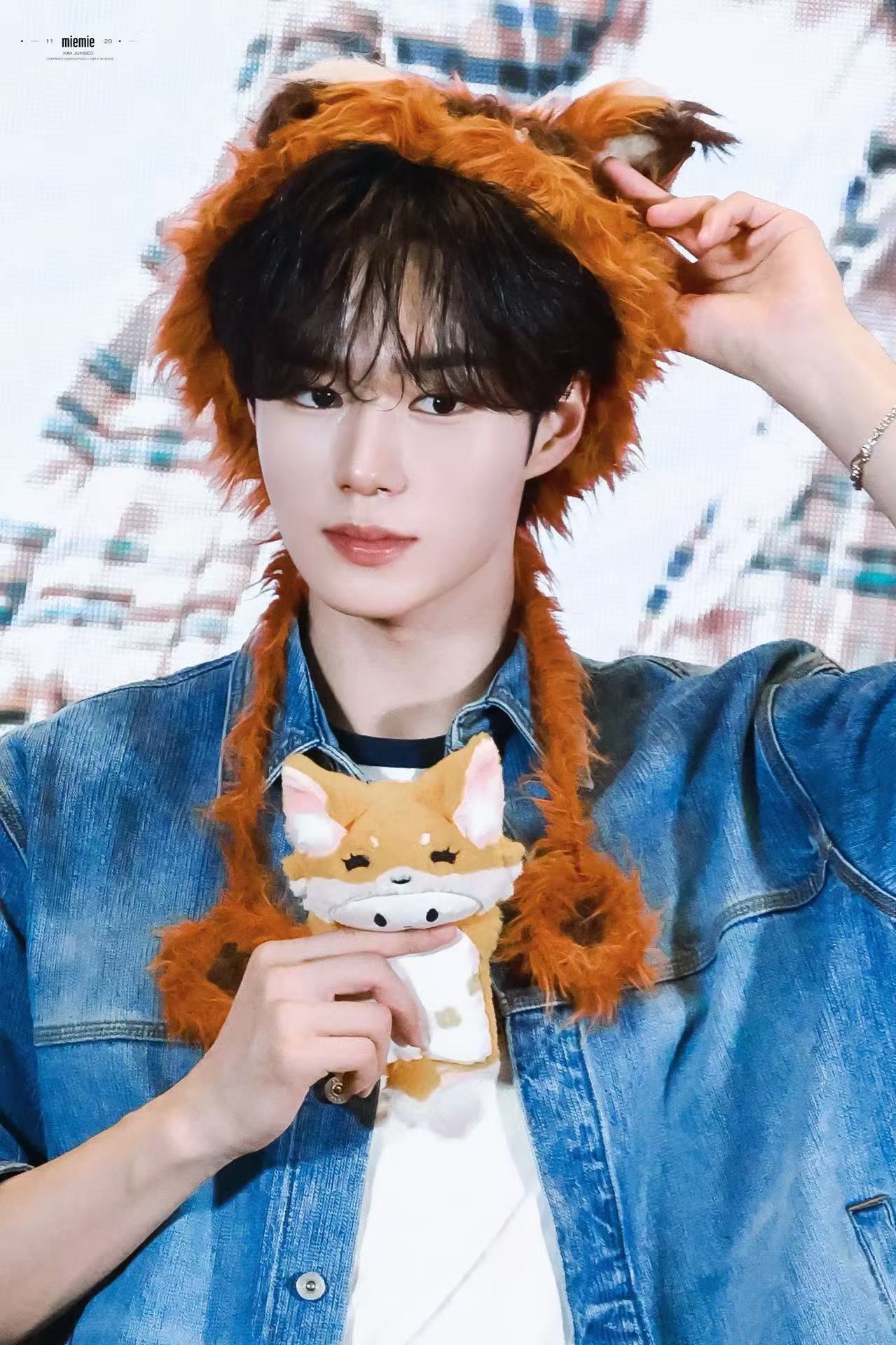 キム・ジュンソ (ALPHA DRIVE ONE)の舞台裏ショット