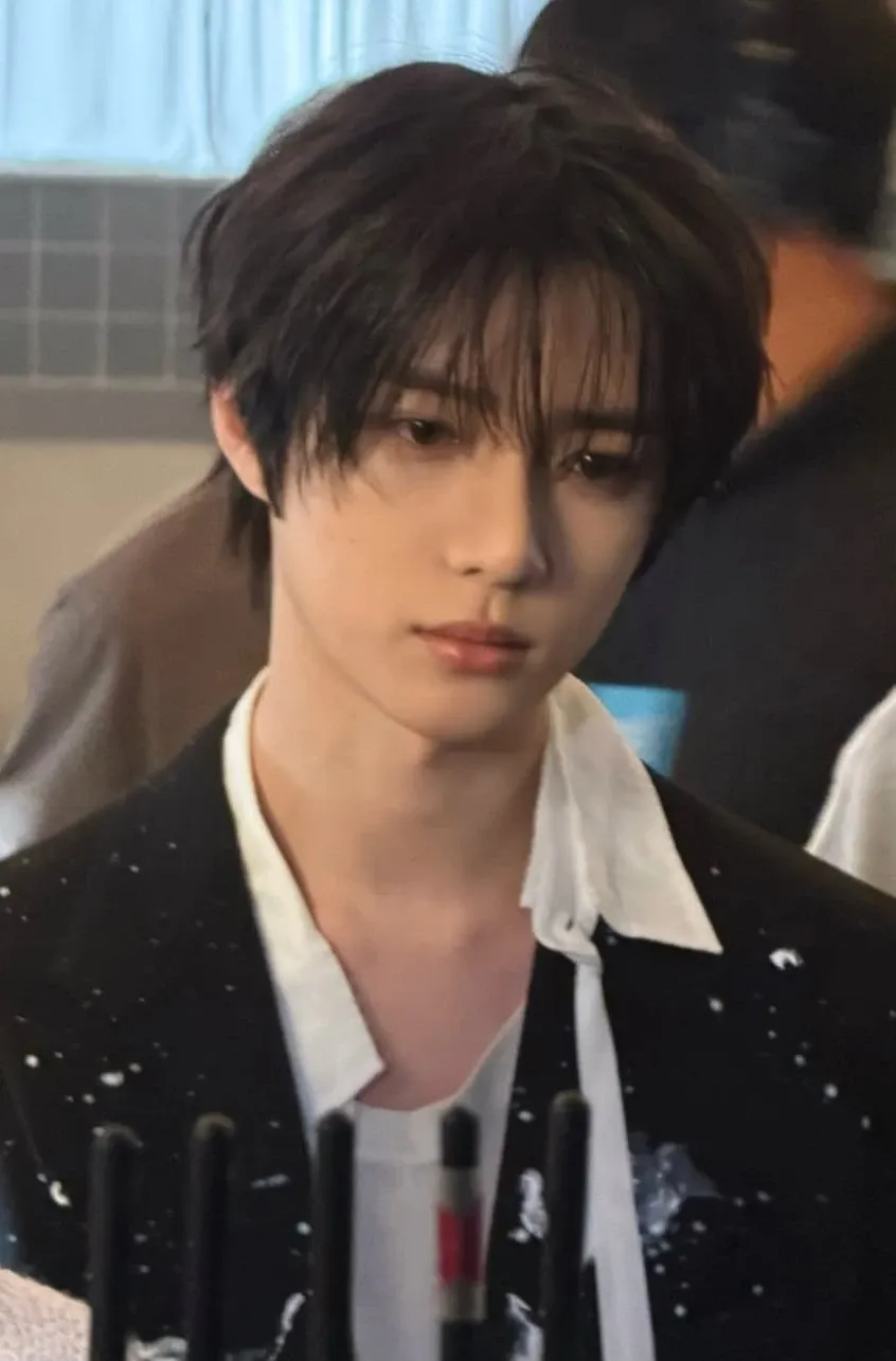 A moment captured by Beomgyu (TOMORROW X TOGETHER)'s fan