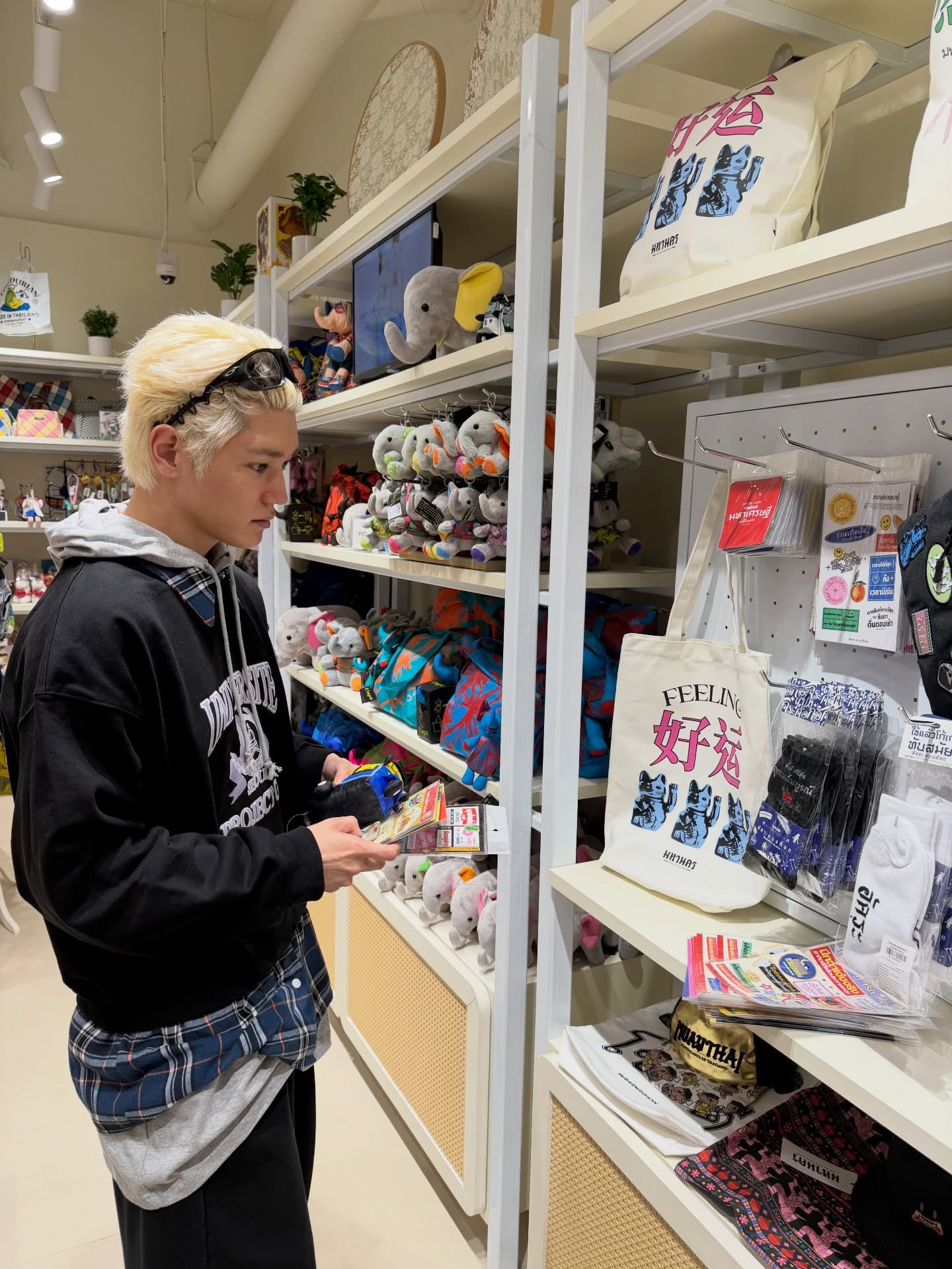 Behind-the-scenes cut of Taeyong (NCT 127)