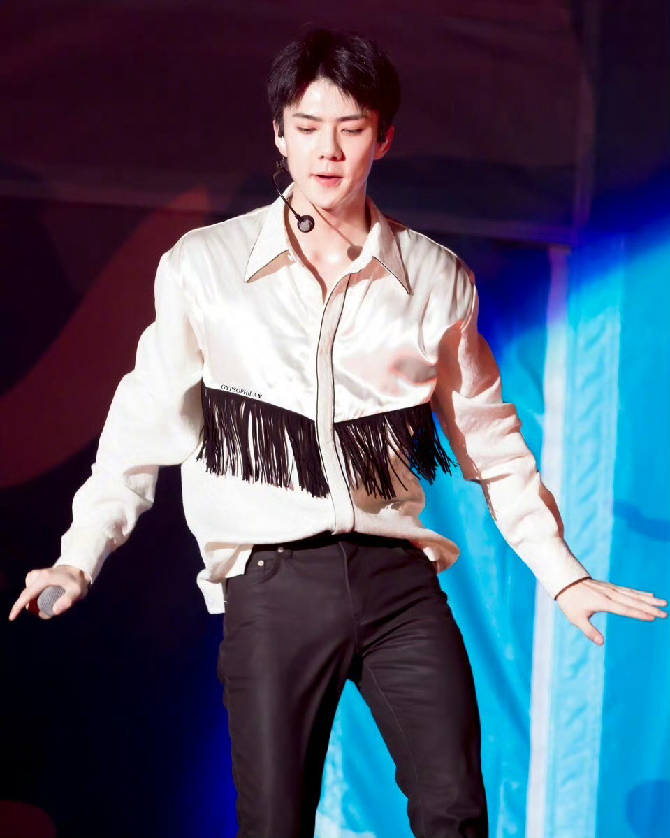 Foto aktivitas terbaru Sehun (EXO)