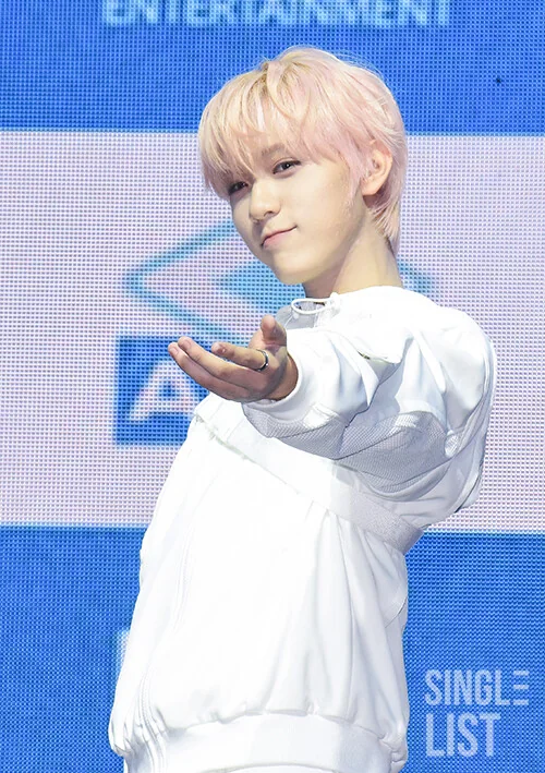 AHOF ダイスケ ファンダムコミュニティ │ KPOP人気No.1アプリ 最愛ドル