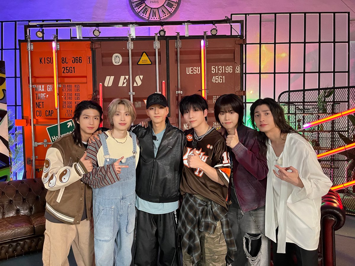 Behind-the-scenes cut of Xdinary Heroes